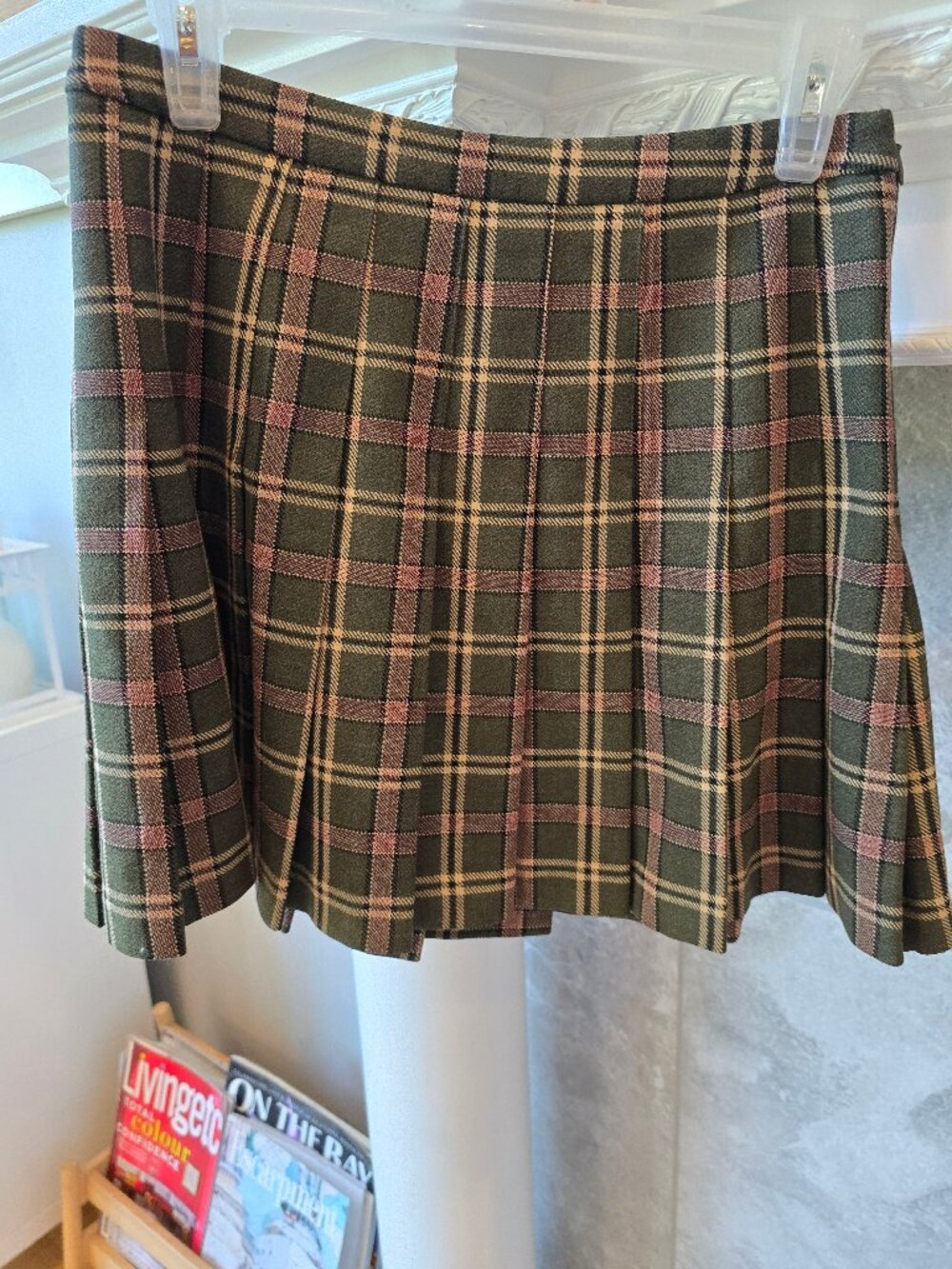 Wilfred Aritzia Green & Brown Plaid Pleated Skirt Size 6 - Picture 1 of 8